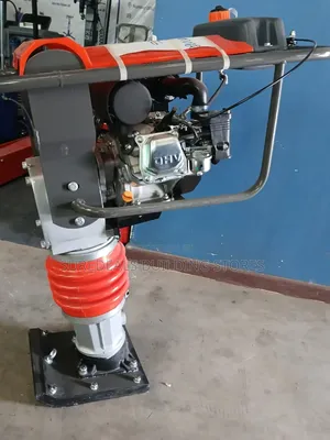 Heavy Duty Tamping Rammer Compactor/Kangaroo Compactor.