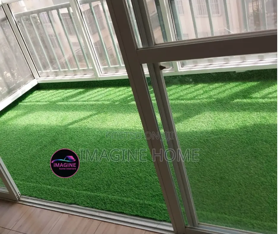 Artificial Green Grass Carpet Balcony Decor