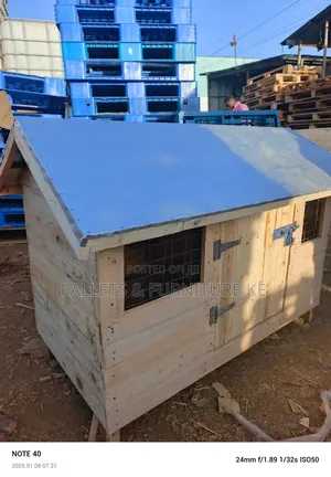 The Doghouse Den