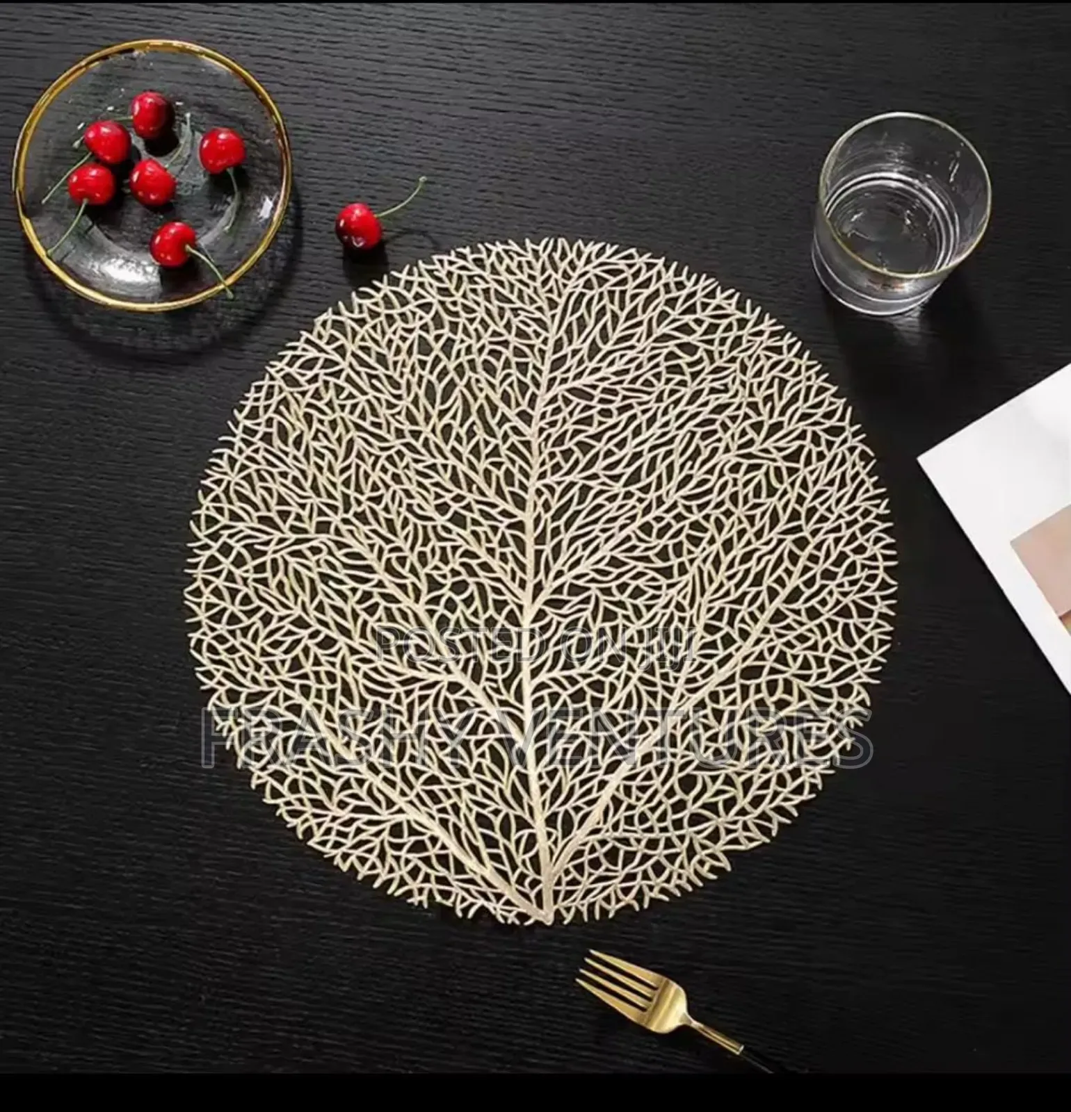 6pcs Silver and Gold Tablet Mats
