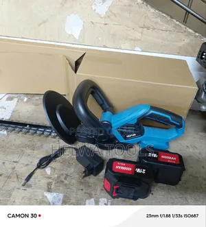 Cordless Hedge Trimmer/Hedge Trimmer
