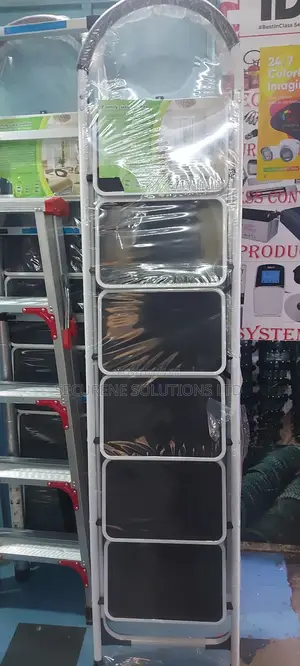 6 Steps Folding Steel Ladder, With Rubber
Hand Grip