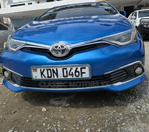 Toyota Auris 2017 Blue
