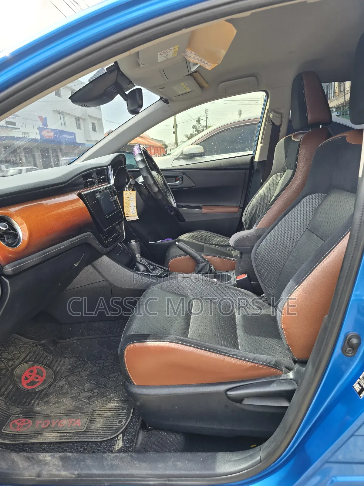 Toyota Auris 2017 Blue