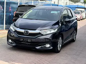 Honda Fit Shuttle 2018 Black