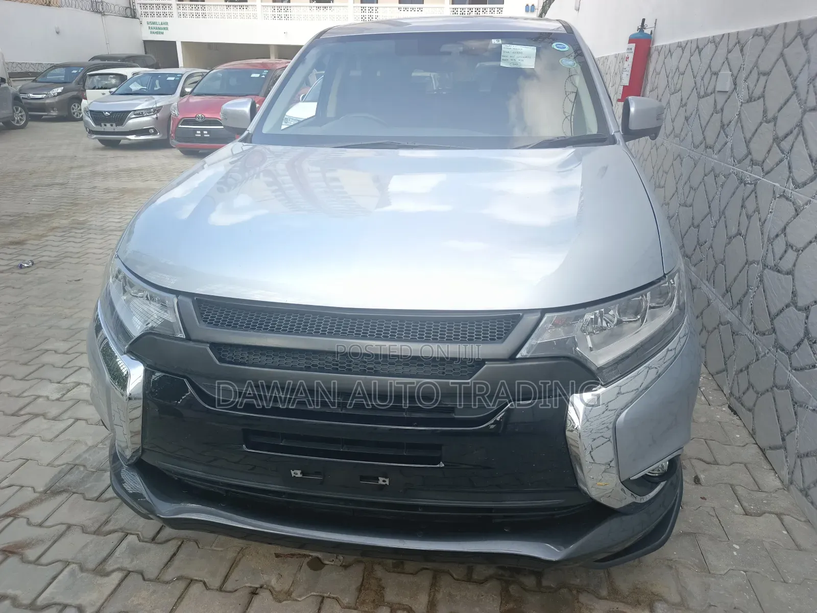 Mitsubishi Outlander 2017 Silver