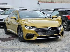 Volkswagen Arteon 2.0T SE R-Line w/19 AWD 4MOTION 2019 Gold