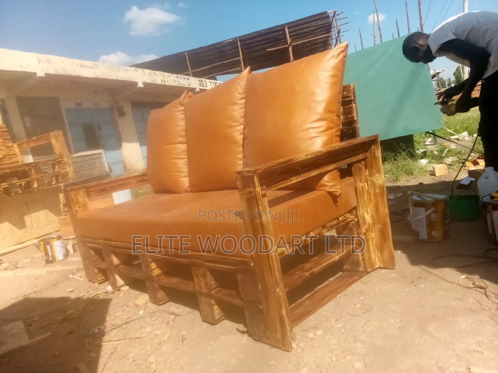 Amazing Relaxing Pallet Sofa
