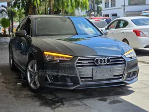 Audi A4 2.0T Premium AWD quattro 2017 Gray