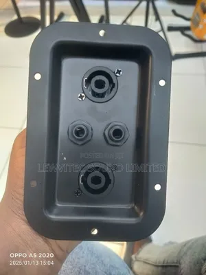 Double Speaker Connector