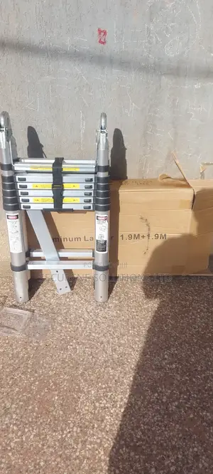 1.9 M + 1.9 M Extendable Aluminium Ladder With Stabiliser