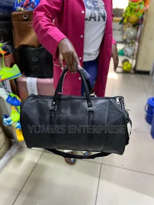 Quality Pu Leather Medium Size Traveling Bags/Gym Bags