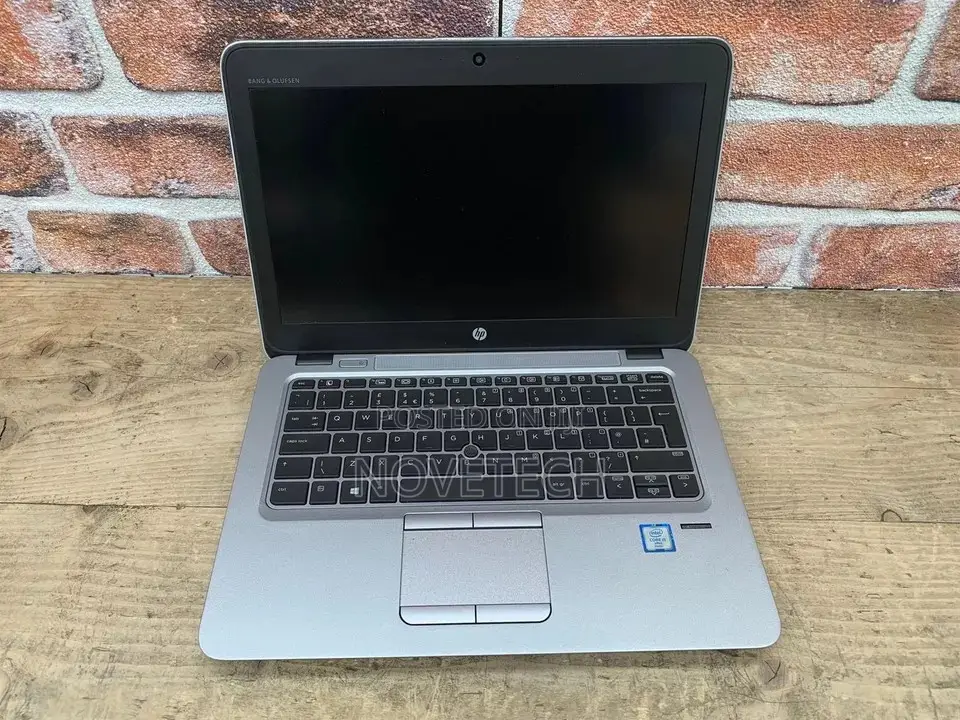 Laptop HP EliteBook 820 G3 8GB Intel Core I5 SSD 256GB