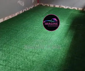 Beautiful Green Grass Carpet Balcony Privacy Decor