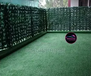 Beautiful Green Grass Carpet Balcony Decoration