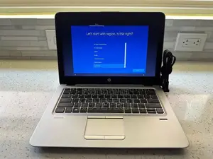 Laptop HP EliteBook 820 G3 8GB Intel Core I5 SSD 256GB