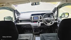 Honda Stepwgn 2016 White