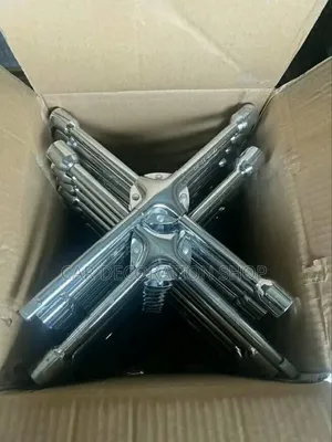 Cross Wheel Spanner With Centre Reinforcement