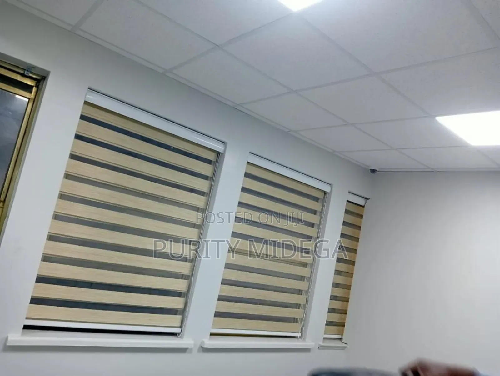 Cream Zebra Blinds/ Horizontal Blinds