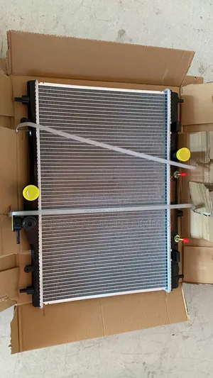 Nissan Tiida Radiator