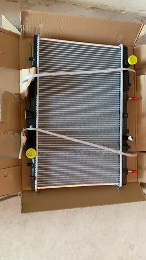 Mitsubishi Pajero 1.0 Radiator