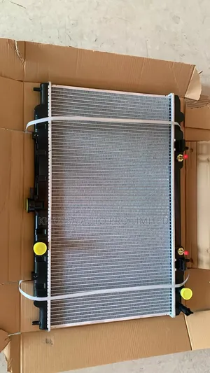 Nissan B15 Radiator
