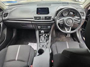 Mazda Axela 2018 Blue