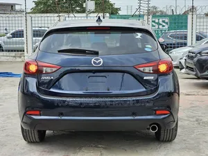 Mazda Axela 2018 Blue