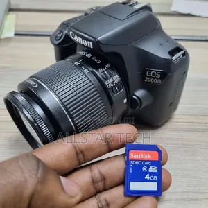 Canon Eos 2000d With Kit Lens