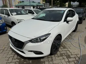 Mazda Axela 2018 White