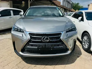 Lexus NX 2018 Gold