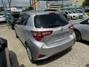 Toyota Vitz 2017 Gray