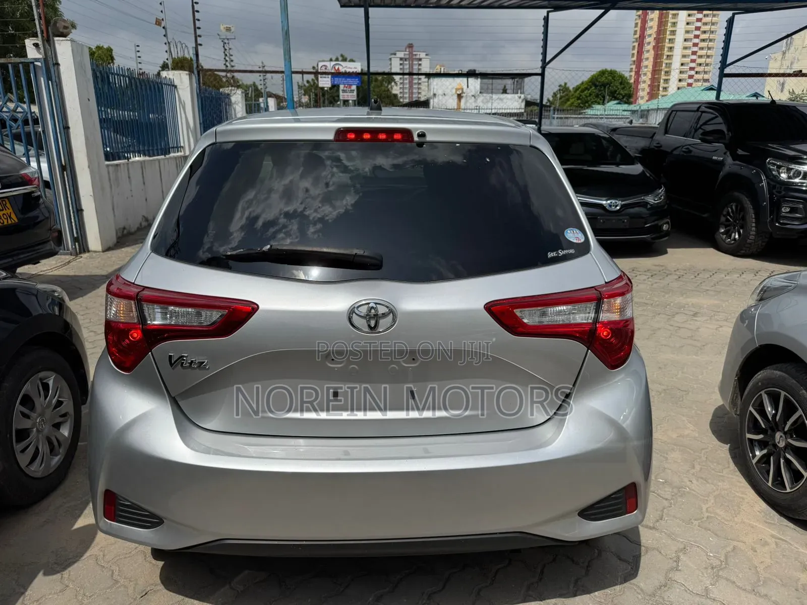 Toyota Vitz 2017 Gray