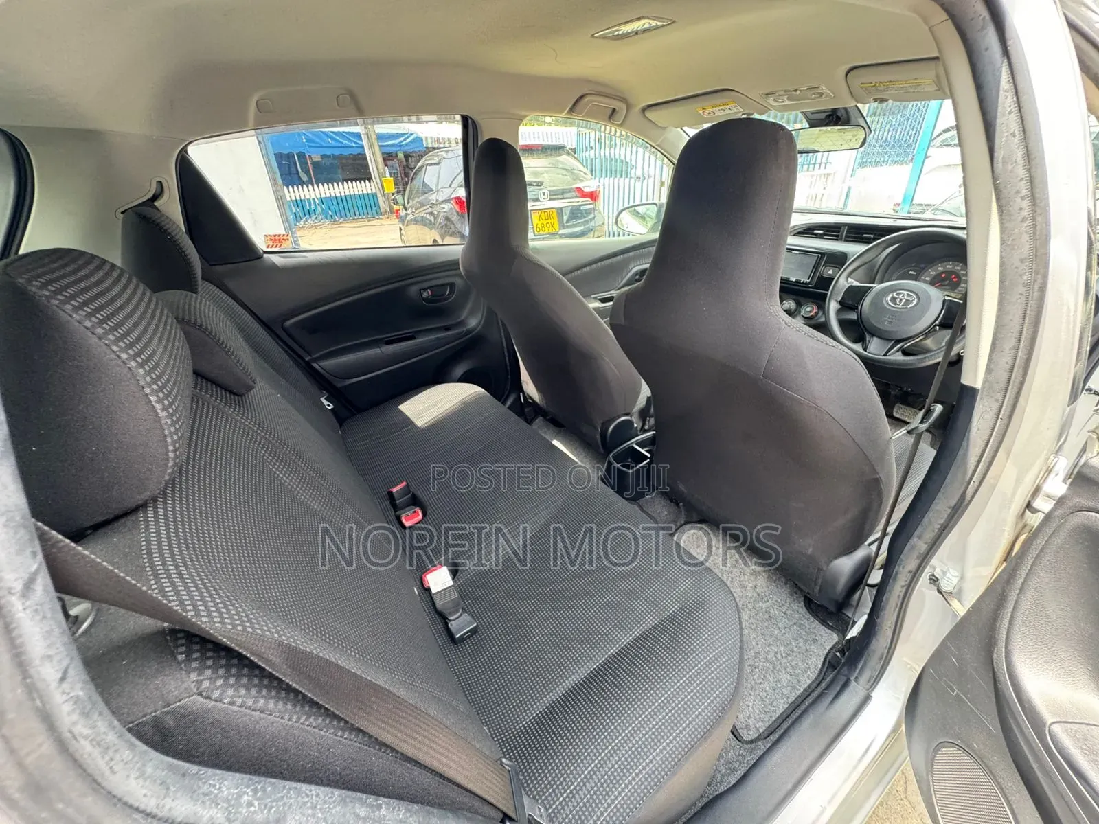 Toyota Vitz 2017 Gray