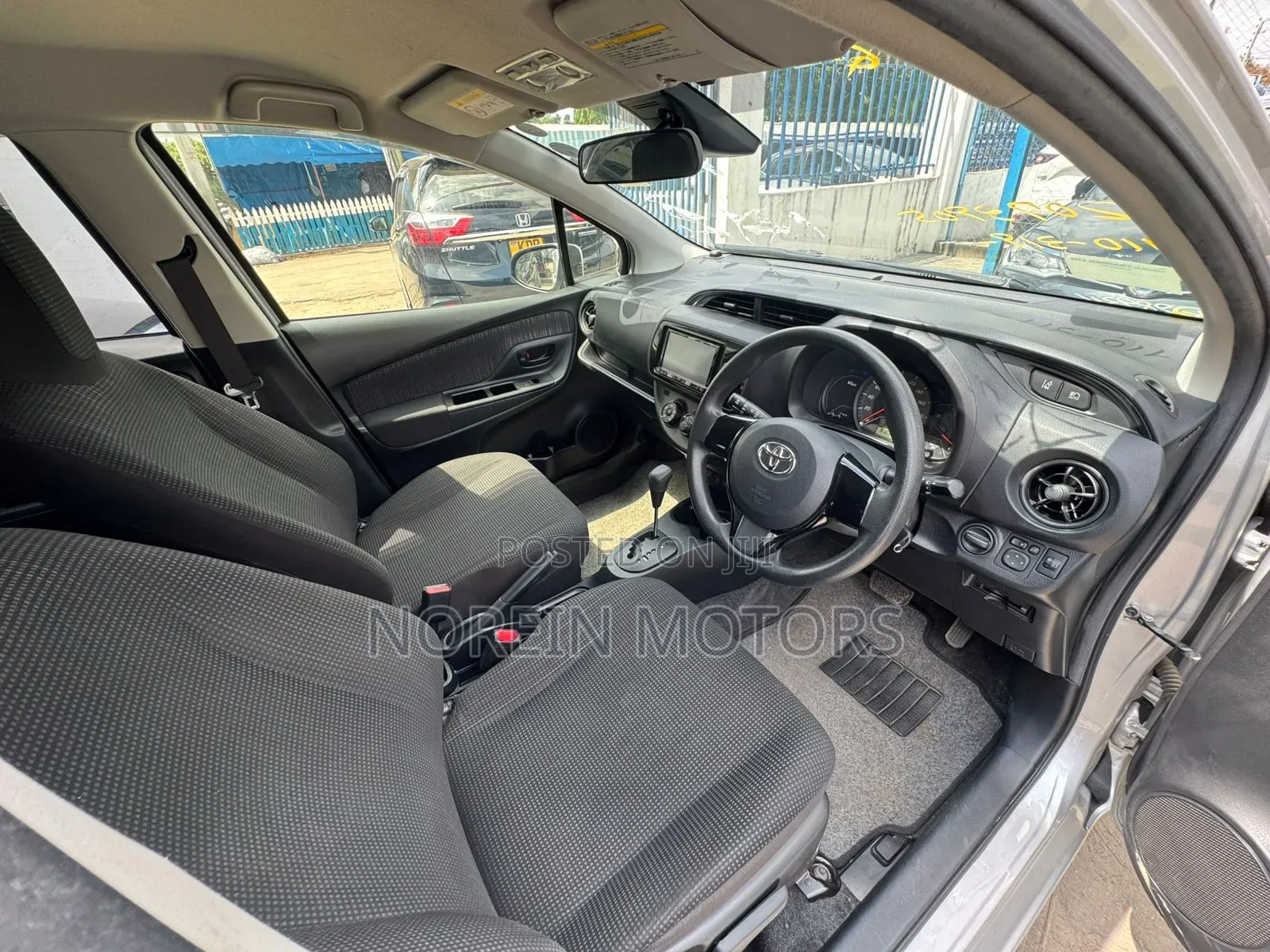 Toyota Vitz 2017 Gray