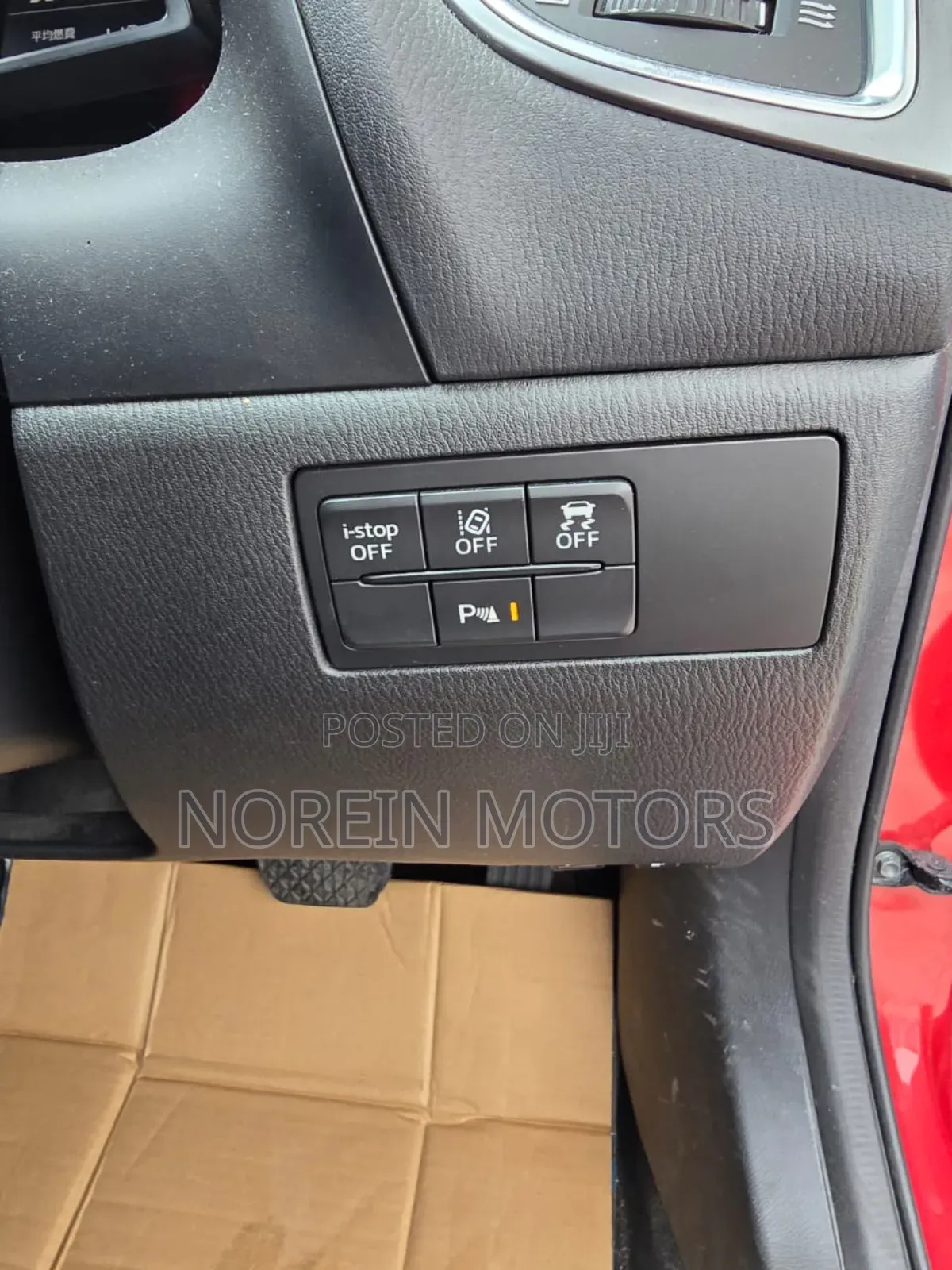 Mazda Axela 2018 Red