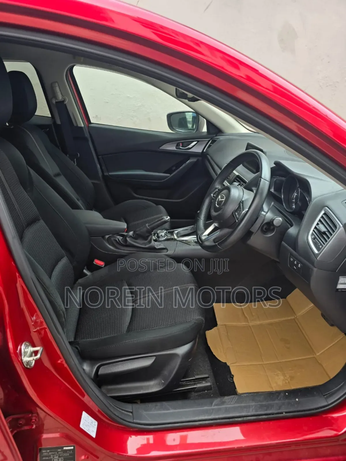 Mazda Axela 2018 Red