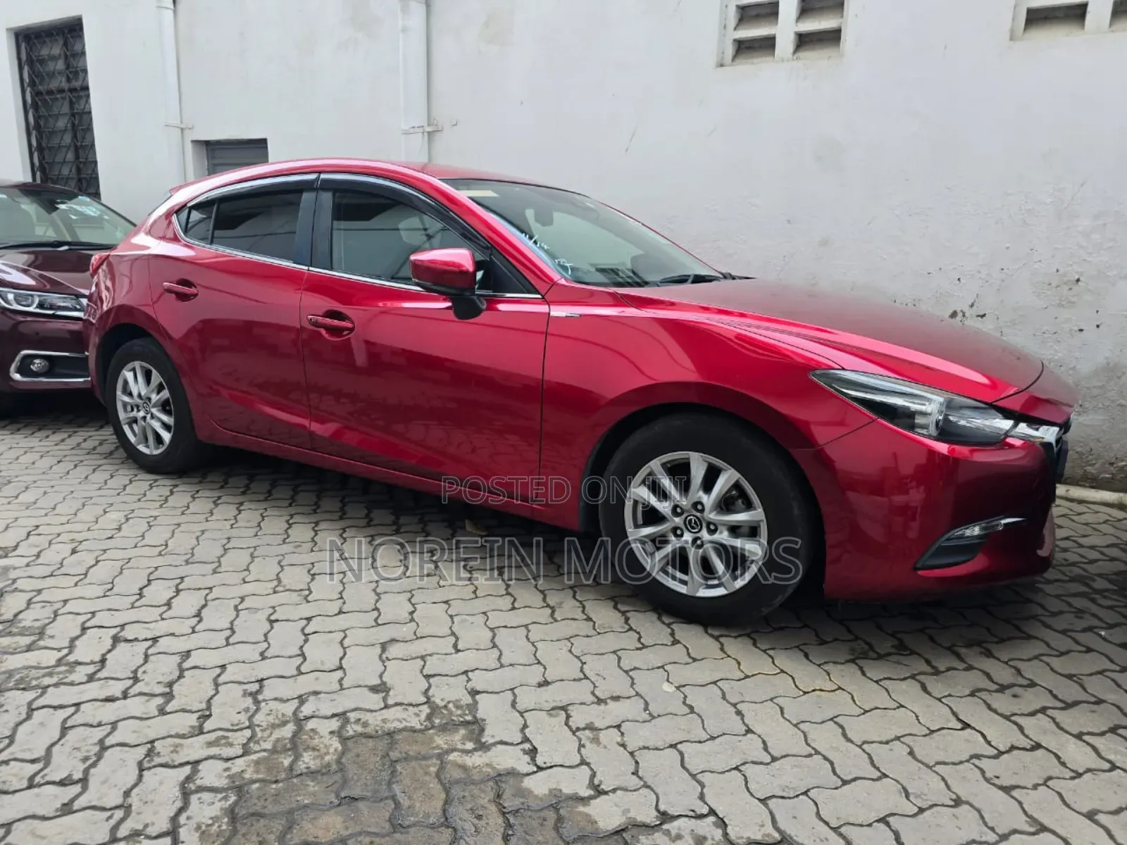 Mazda Axela 2018 Red
