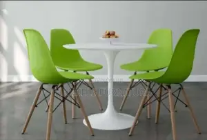 Eames 4 Set