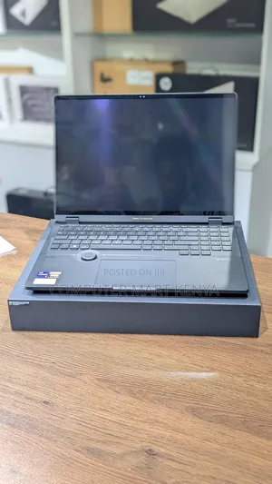 New Laptop Asus 32GB Intel Core I9 SSD 1T