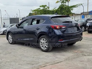 Mazda Axela 2018 Blue
