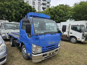 Isuzu Elf NKR