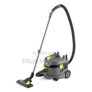 Battery Powered Dry Vacuum Cleaner (Karcher)