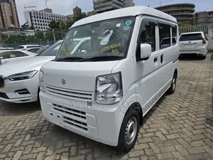 Suzuki Every 2017 White