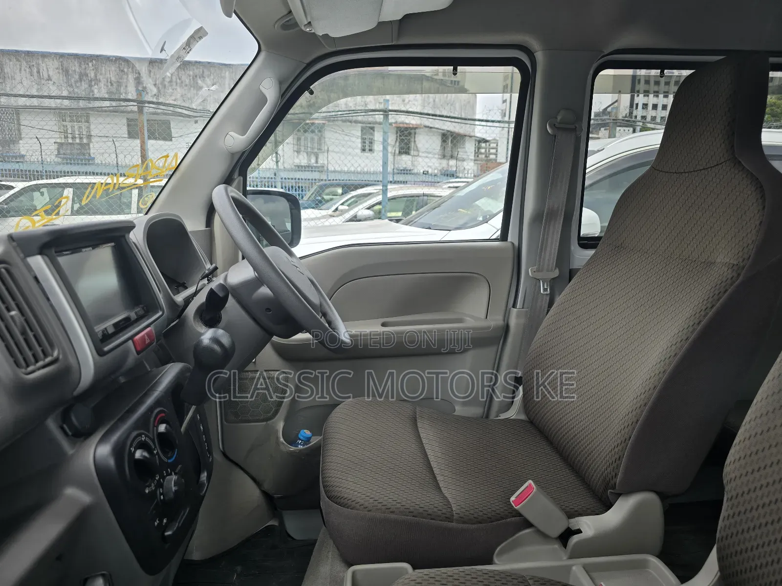 Suzuki Every 2017 White