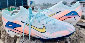 Air Zoom Nike Soccer Boots