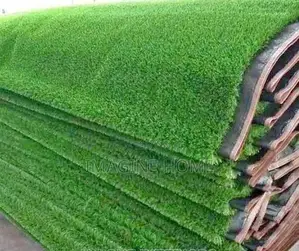 Turf Green Grass Carpet With Green Decoration
