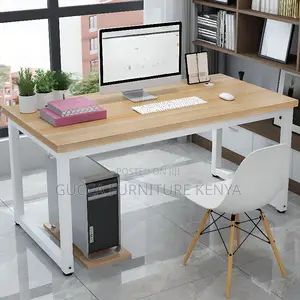 Clerical Desking:Trendy Rectangular Wooden Top Studying Desk