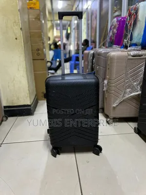 Black Small Pp Double -Zip (Unbreakable) Suitcase