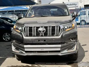Toyota Land Cruiser Prado 2018 Gray
